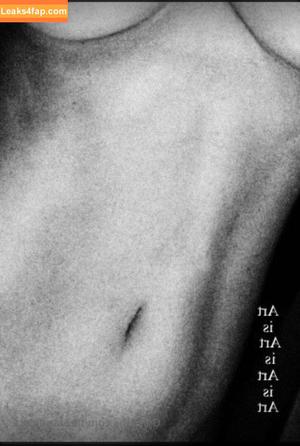 Tanja Lanäus photo #0077