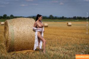 Tanja Weiss photo #0545