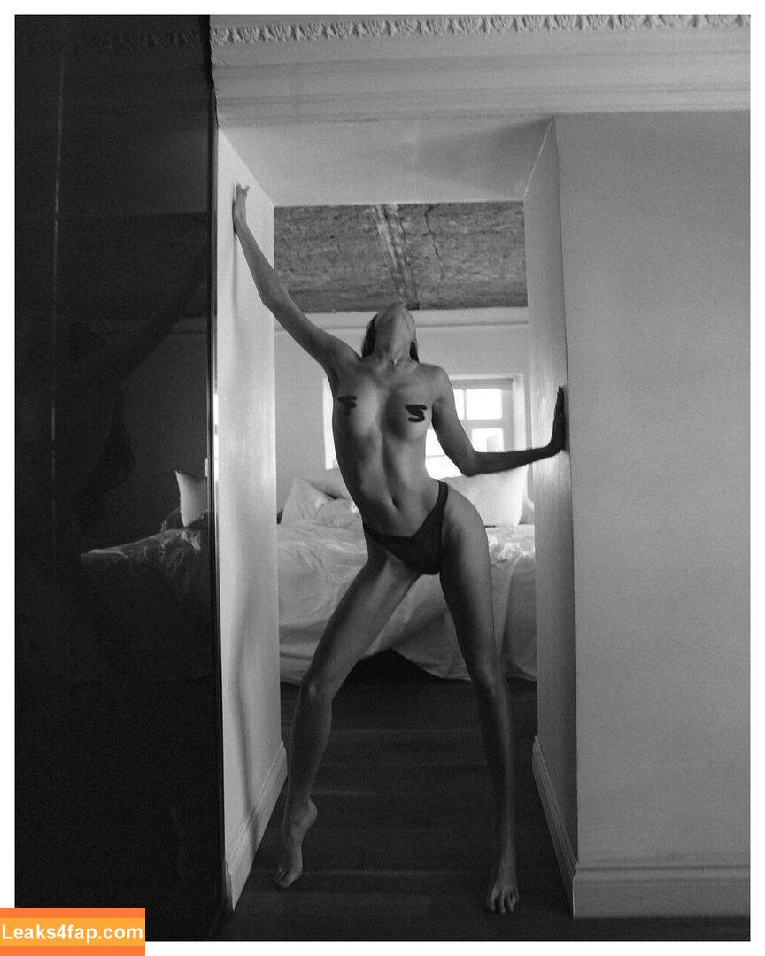 Tanya Sizova / tanua.ts leaked photo photo #0068
