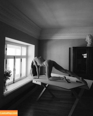 Tanya Sizova photo #0057