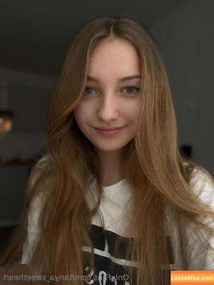 tanya_sweetheart photo #0001