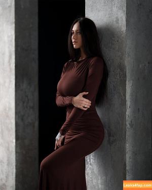 tanyabahtina photo #0045