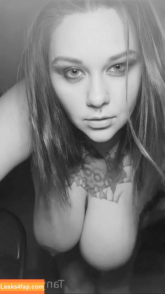 tanyamariex / tanyamariexx leaked photo photo #0086