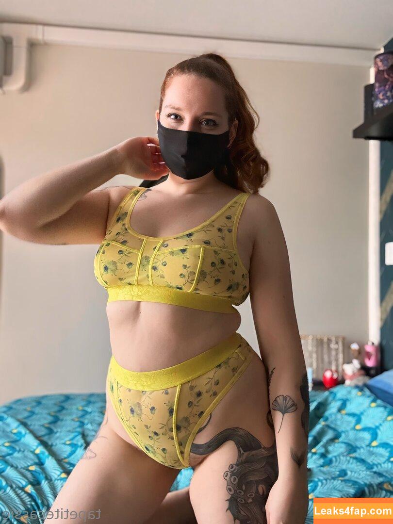 tapetitecassiefree /  leaked photo photo #0001