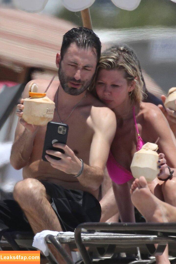 Tara Reid / TaraReid leaked photo photo #0227
