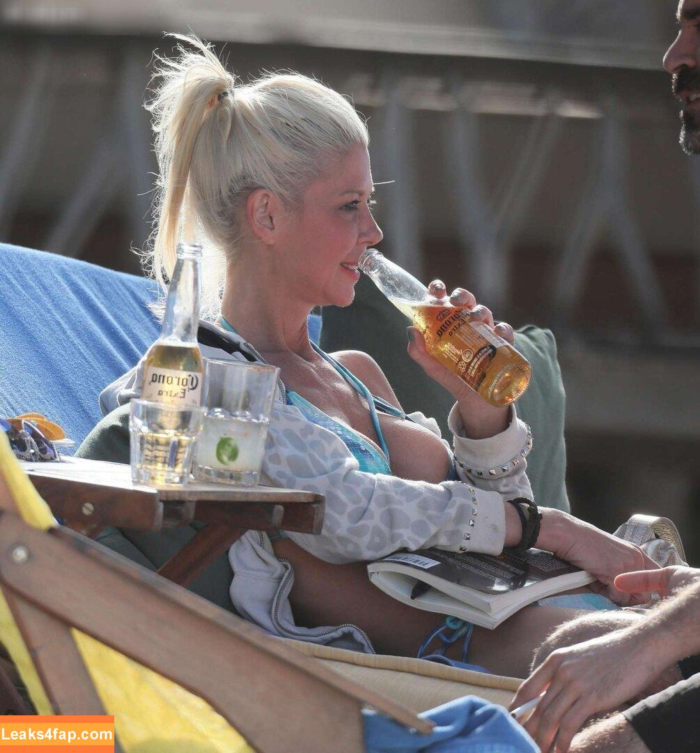 Tara Reid / TaraReid leaked photo photo #0252