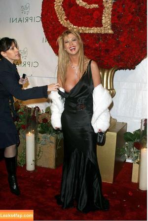 Tara Reid фото #0012