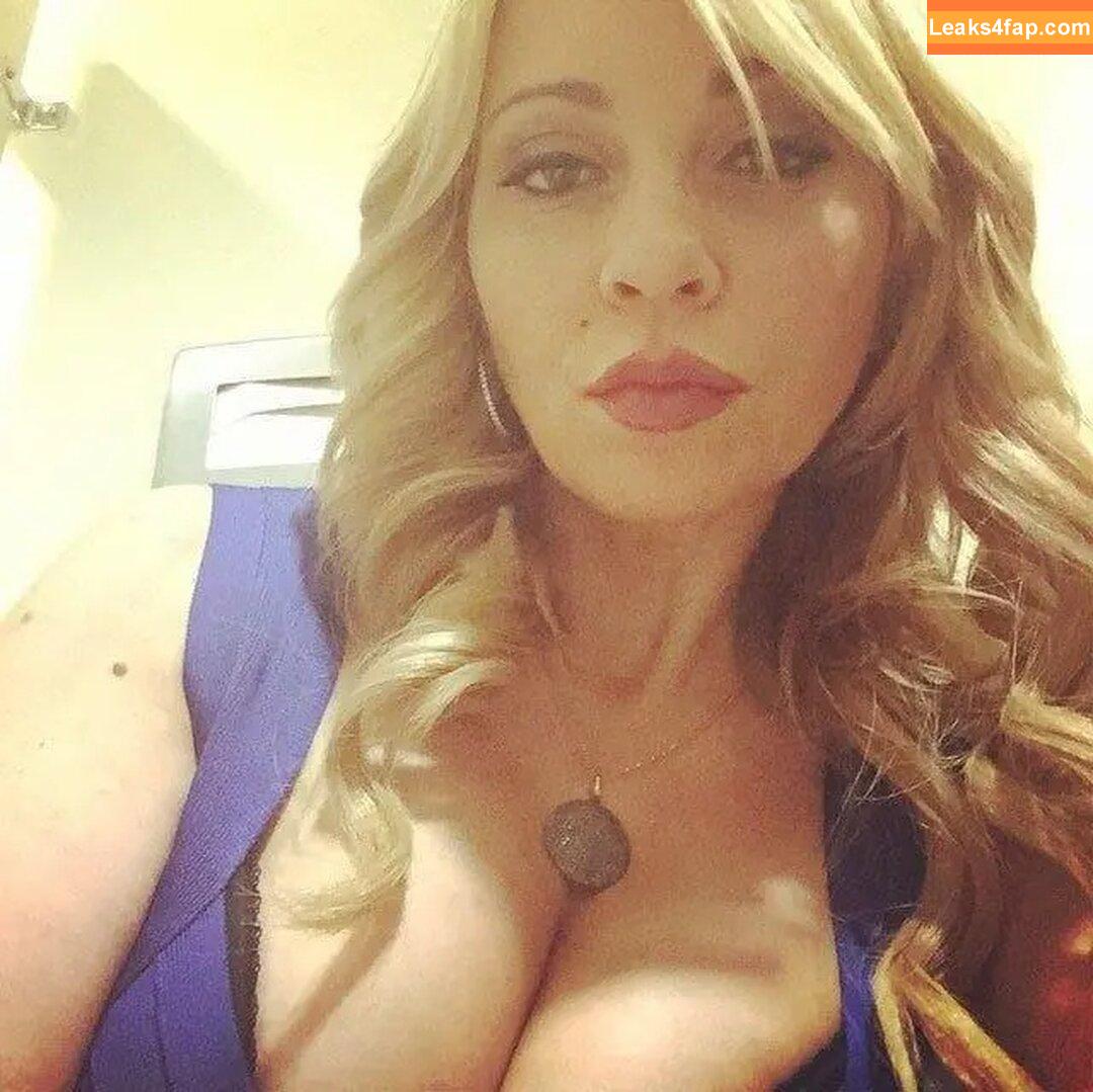 Tara Strong / https: / tarastrong leaked photo photo #0198