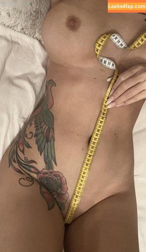 Tara Tabitha photo #0115
