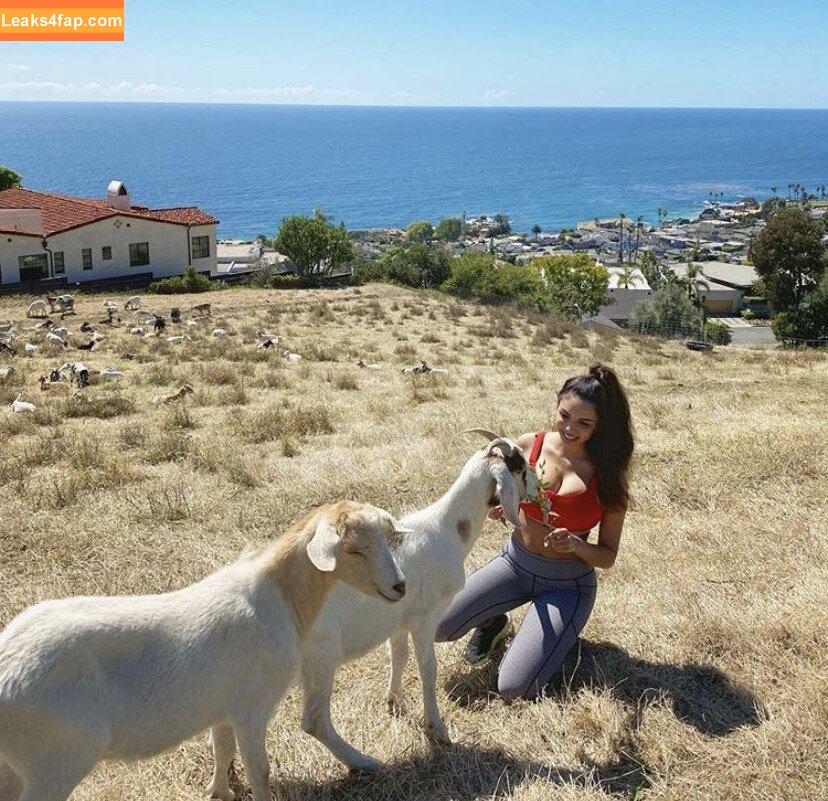 Tara Yazdi / tara.yazdi leaked photo photo #0009