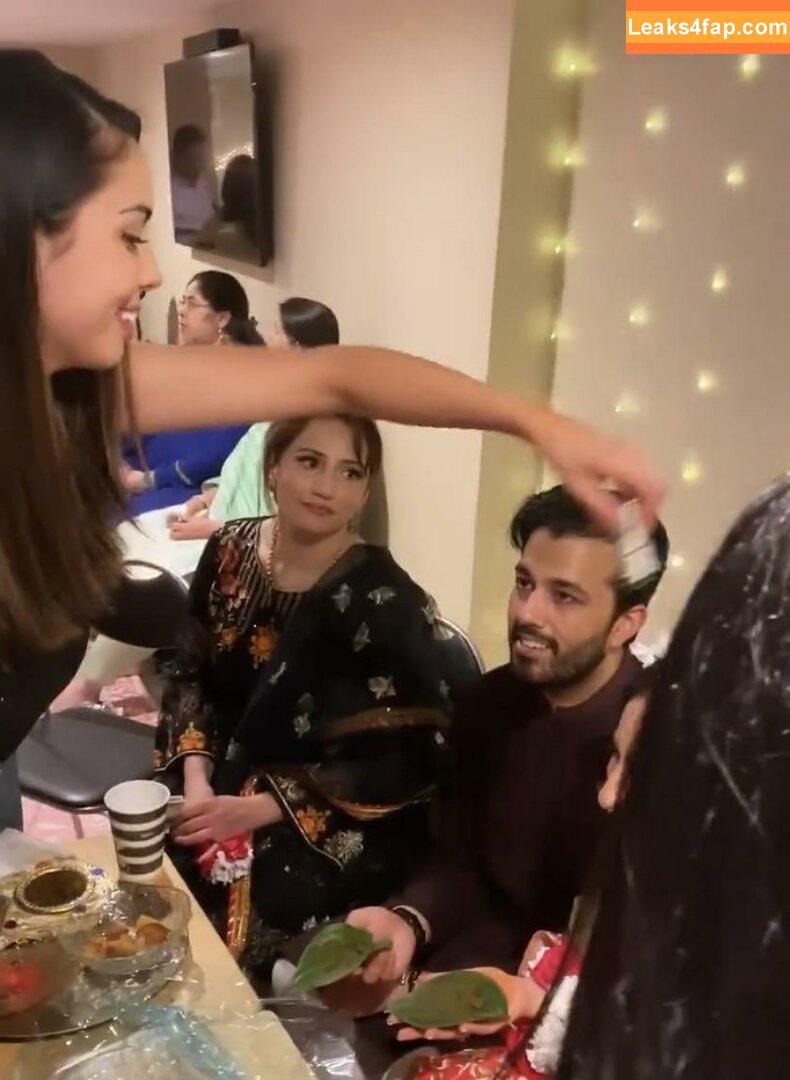 Tara Yazdi / tara.yazdi leaked photo photo #0053