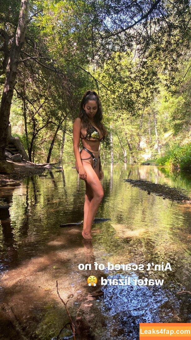 Tara Yazdi / tara.yazdi leaked photo photo #0058