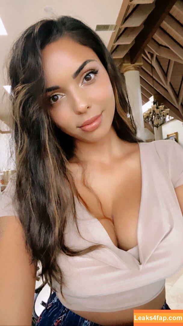 Tara Yazdi / tara.yazdi leaked photo photo #0059