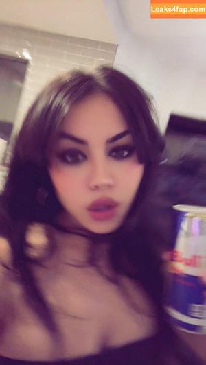 Tara Yummy photo #0440