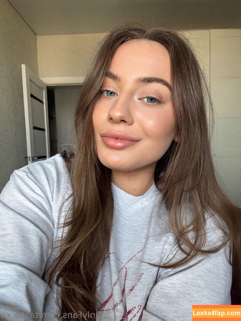 tasha.xx / i.tasha.xx leaked photo photo #0037