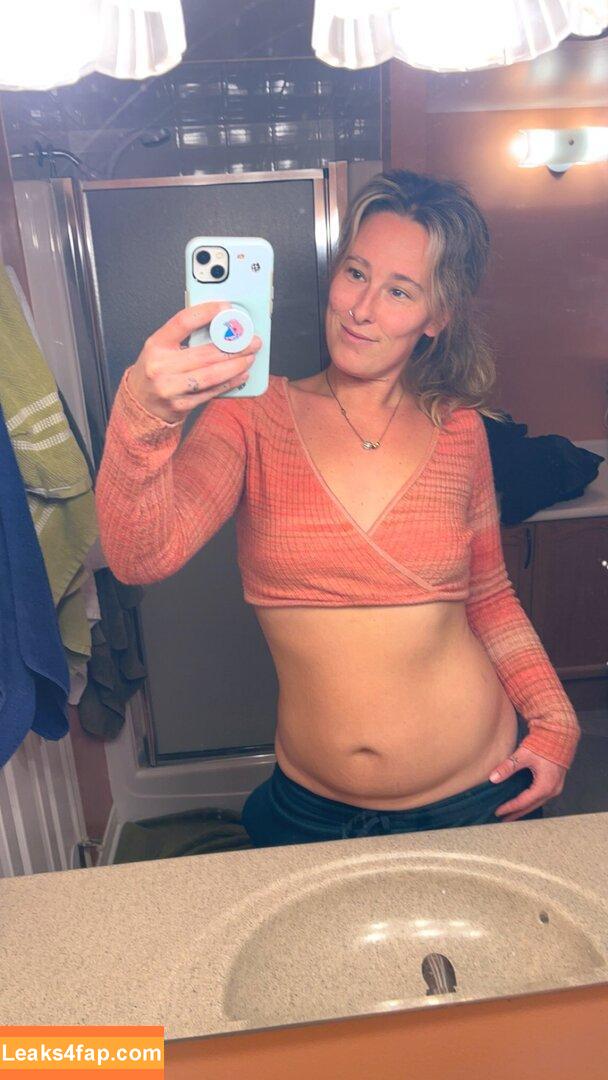 Tashabailes / tasha_m_b leaked photo photo #0011