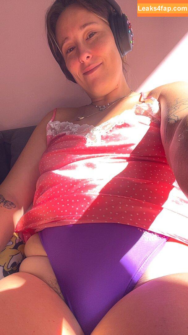 Tashabailes / tasha_m_b leaked photo photo #0031