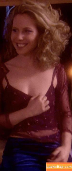 Taskmaster Women photo #0119