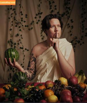 Taskmaster Women photo #0199