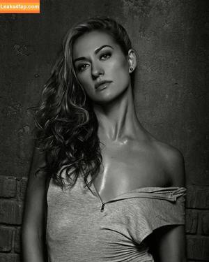 Tasya Teles photo #0104