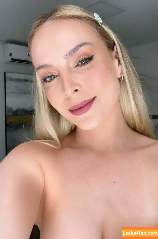 Tata Estanieck /  leaked photo photo #0004