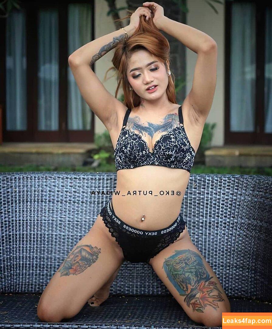 Tata Pramudita /  leaked photo photo #0006