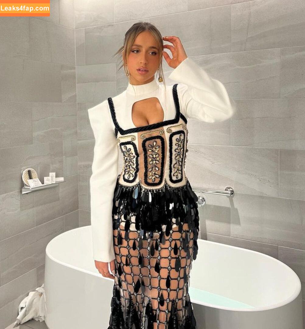 Tate McRae / tatemcrae / u41351078 leaked photo photo #0041