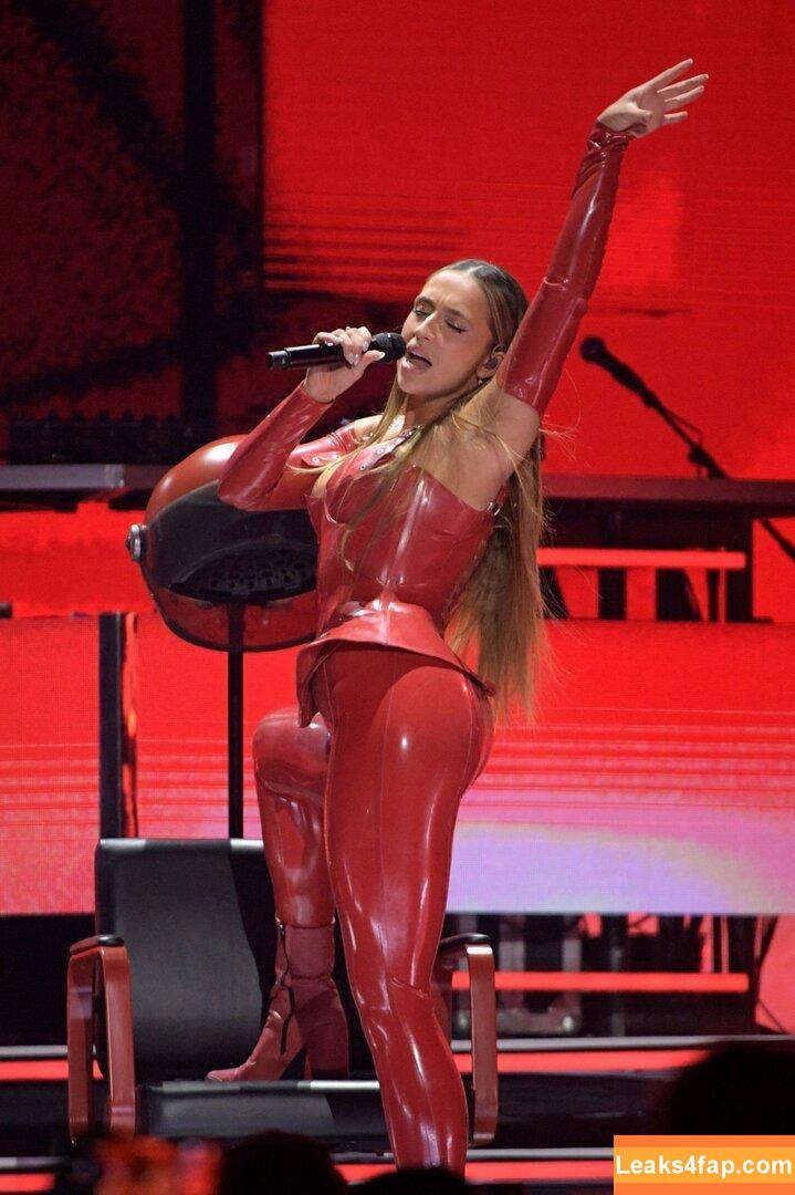 Tate McRae / tatemcrae / u41351078 leaked photo photo #0050