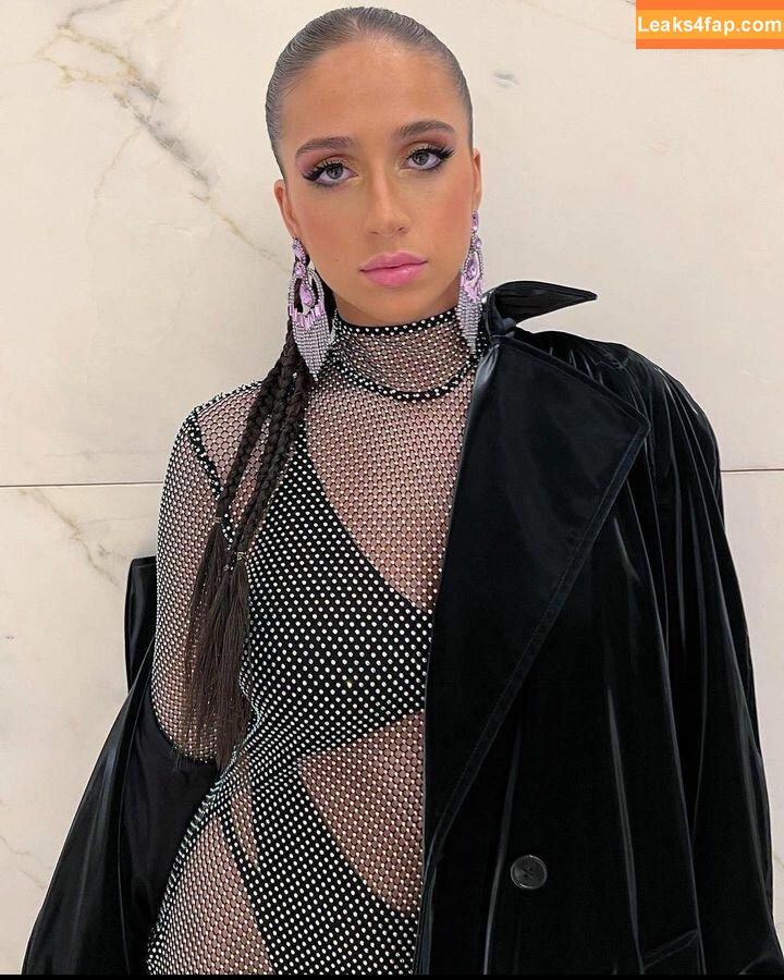 Tate McRae / tatemcrae / u41351078 leaked photo photo #0068