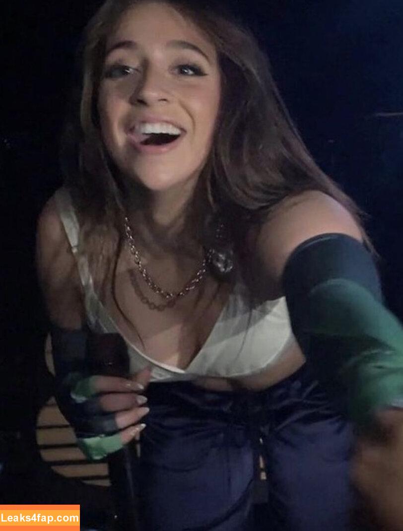 Tate McRae / tatemcrae / u41351078 leaked photo photo #0115