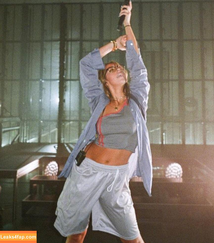 Tate McRae / tatemcrae / u41351078 leaked photo photo #0164