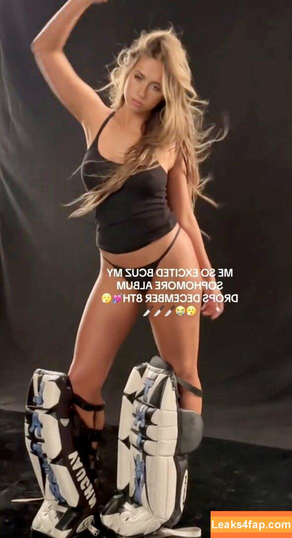 Tate McRae / tatemcrae / u41351078 leaked photo photo #0219