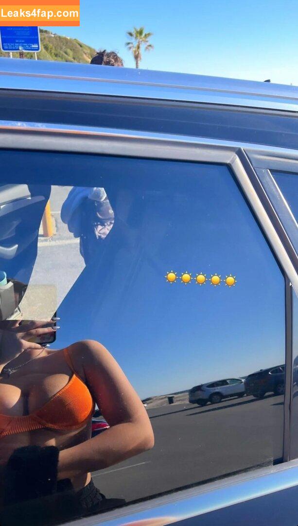 Tate McRae / tatemcrae / u41351078 leaked photo photo #0260