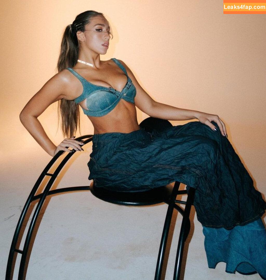 Tate McRae / tatemcrae / u41351078 leaked photo photo #0280