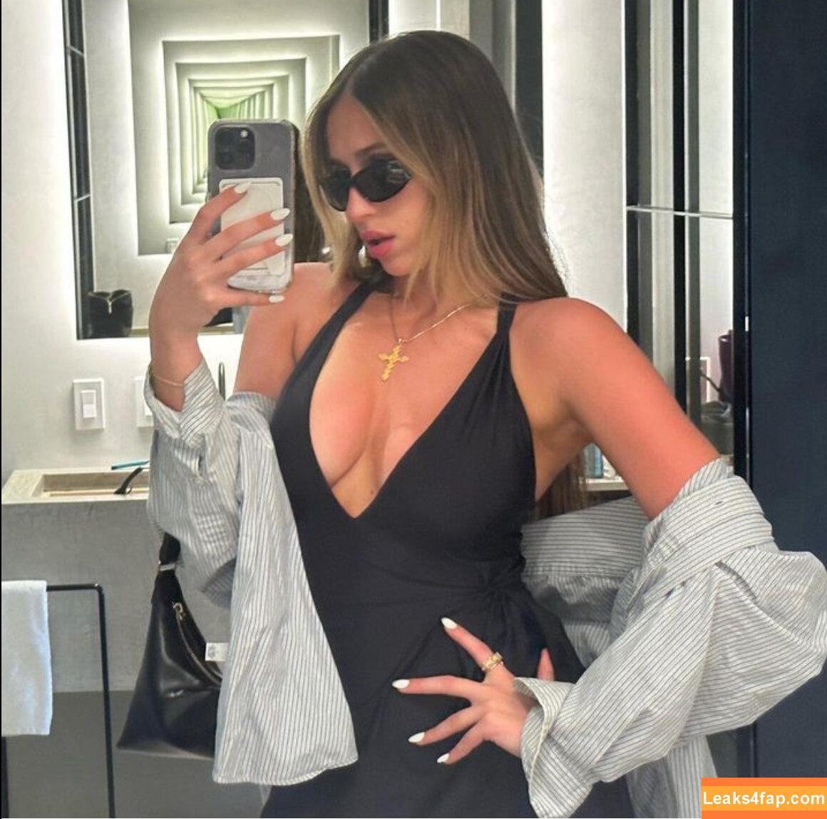 Tate McRae / tatemcrae / u41351078 leaked photo photo #0311