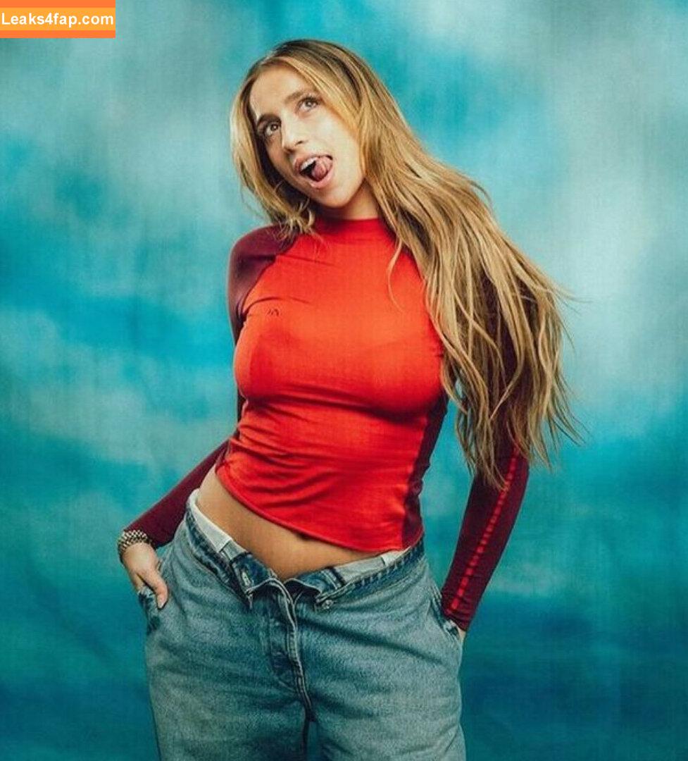 Tate McRae / tatemcrae / u41351078 leaked photo photo #0329