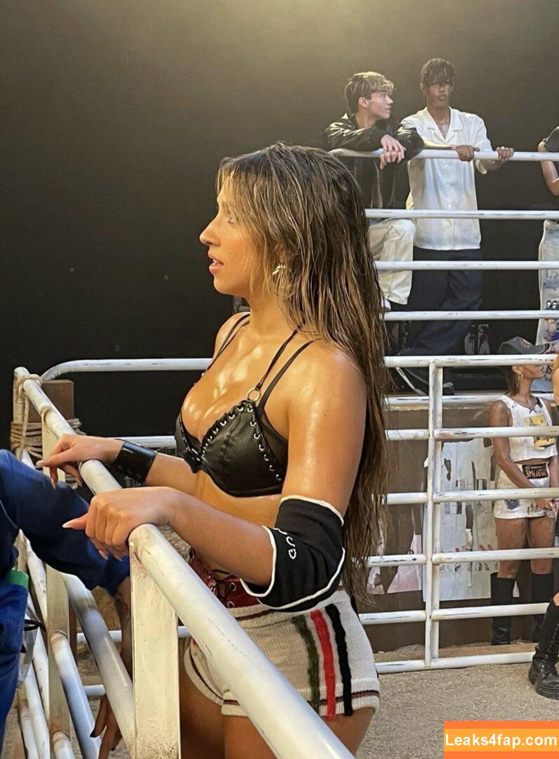 Tate McRae / tatemcrae / u41351078 leaked photo photo #0338