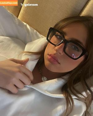 Tate McRae photo #0030