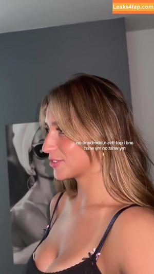 Tate McRae photo #0140