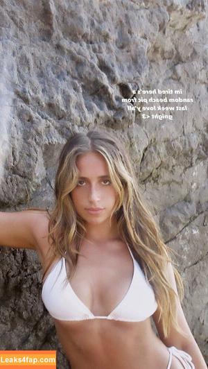 Tate McRae photo #0144