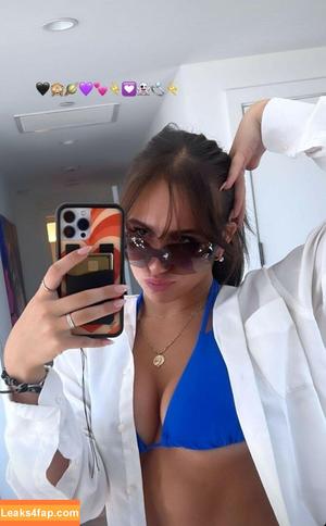 Tate McRae photo #0249