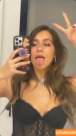 Tate McRae photo #0268