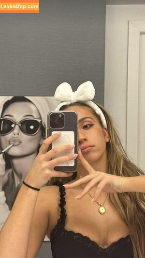 Tate McRae photo #0340