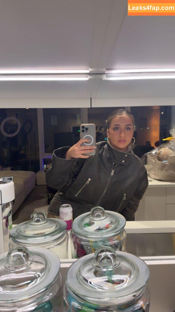 Tate McRae / tatemcrae / u41351078 leaked photo photo #1684