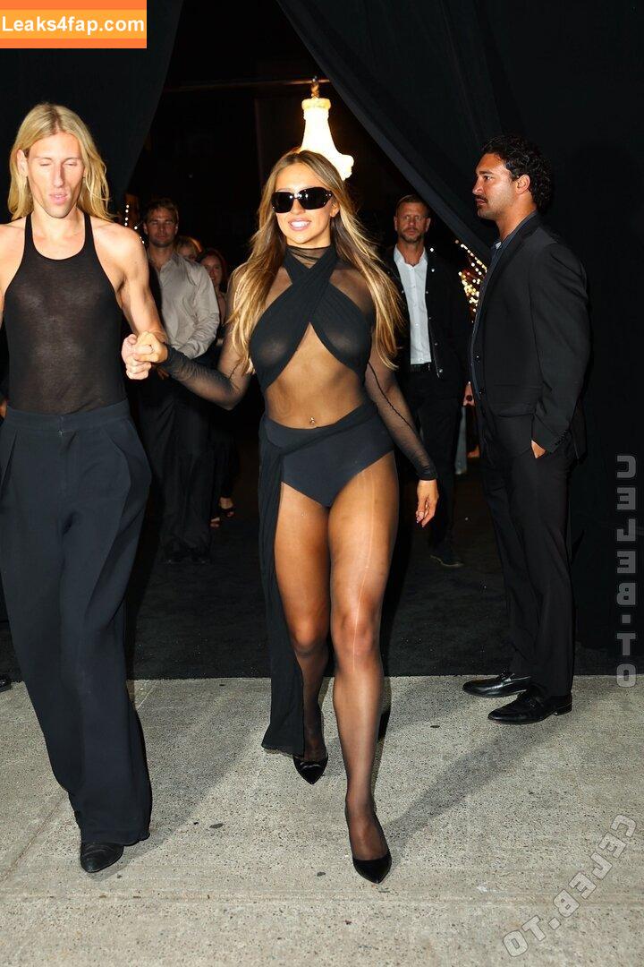 Tate McRae / tatemcrae / u41351078 leaked photo photo #1722