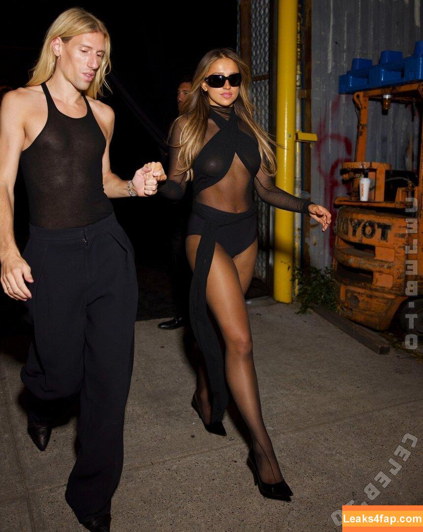 Tate McRae / tatemcrae / u41351078 leaked photo photo #1726