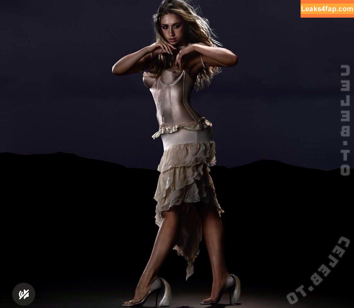 Tate McRae / tatemcrae / u41351078 leaked photo photo #1757