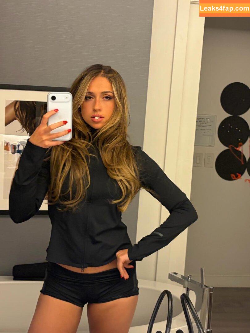 Tate McRae / tatemcrae / u41351078 leaked photo photo #1826