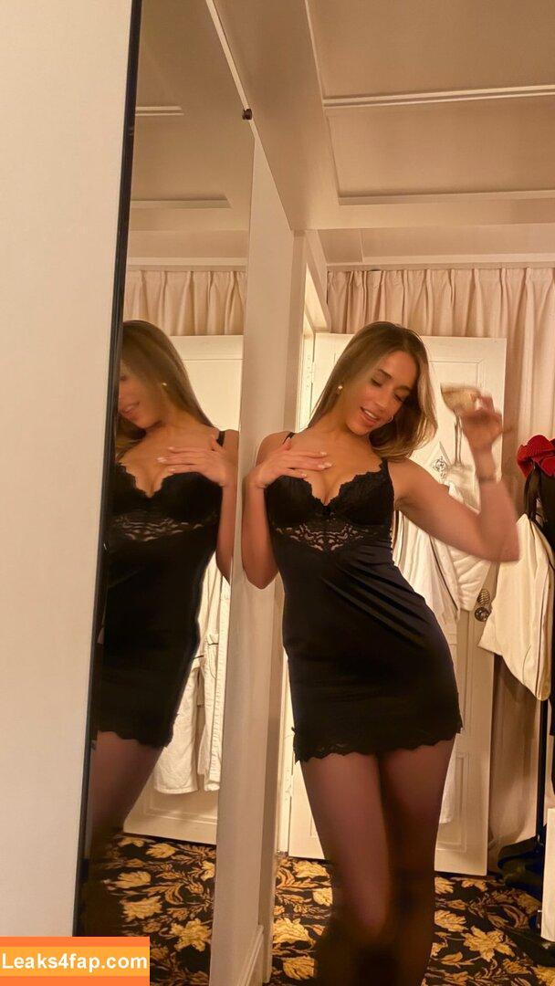 Tate McRae / cakebattercatter / tatemcrae leaked photo photo #1848