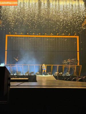 Tate McRae фото #1657